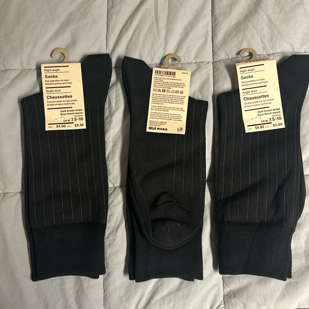 3 Muji Right Angle socks